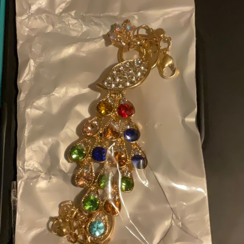 Peacock rhinestone bracelet